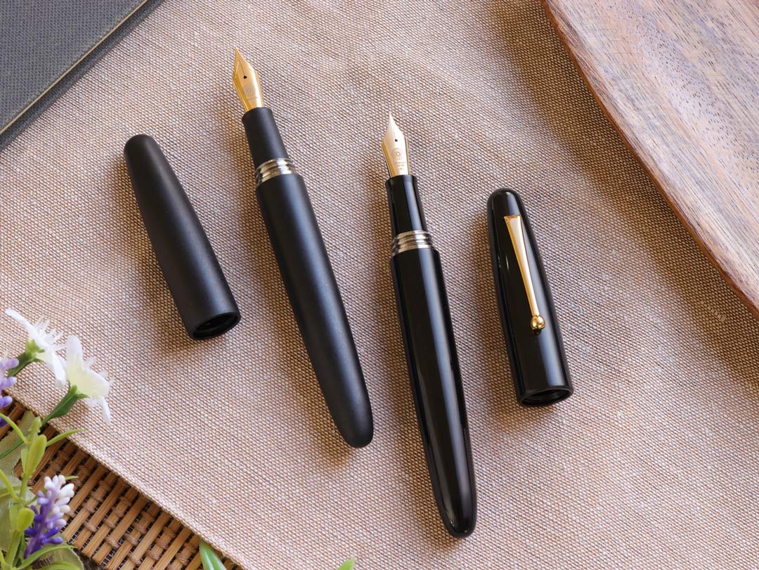 誠エボナイト・マットブラック